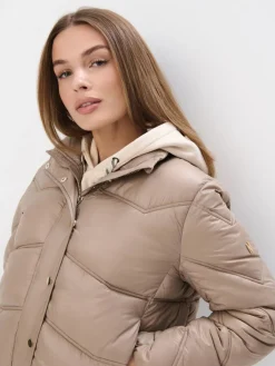 MOHITO Beżowa kurtka puffer beu017cowy Clearance