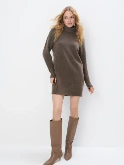 MOHITO Brązowa sukienka mini z golfem bru0105zowy Hot