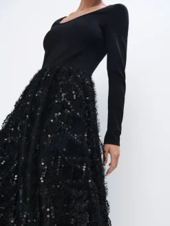 MOHITO Czarna sukienka maxi czarny New