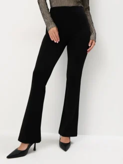 MOHITO Czarne spodnie flare czarny Fashion
