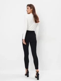 MOHITO Czarne spodnie skinny czarny Fashion