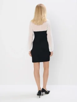 MOHITO Dopasowana sukienka mini czarny Clearance