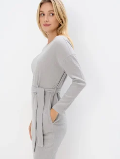 MOHITO Dzianinowa sukienka mini szary New