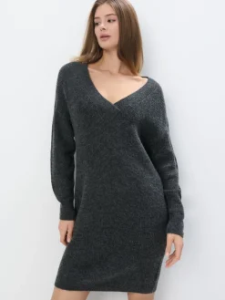 MOHITO Dzianinowa szara sukienka mini szary Sale