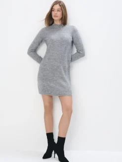 MOHITO Dzianinowa szara sukienka mini szary New