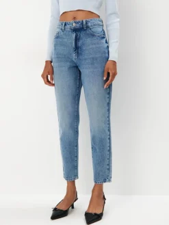 MOHITO Jeansy mom fit niebieski New