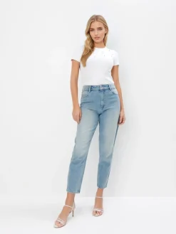 MOHITO Jeansy mom fit niebieski Hot