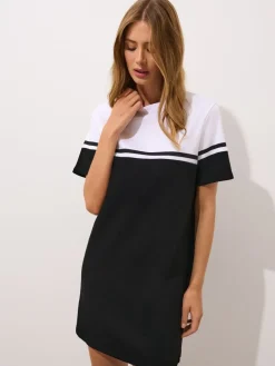MOHITO Sukienka mini z krótkim rękawem biau0142y Fashion