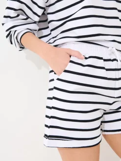 MOHITO Wzorzyste szorty z bawełną biau0142y Online