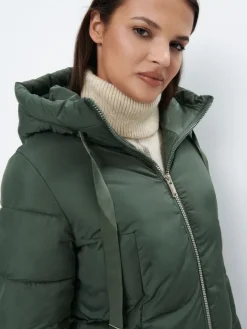 MOHITO Zimowy zielony płaszcz ciemny zielony Outlet